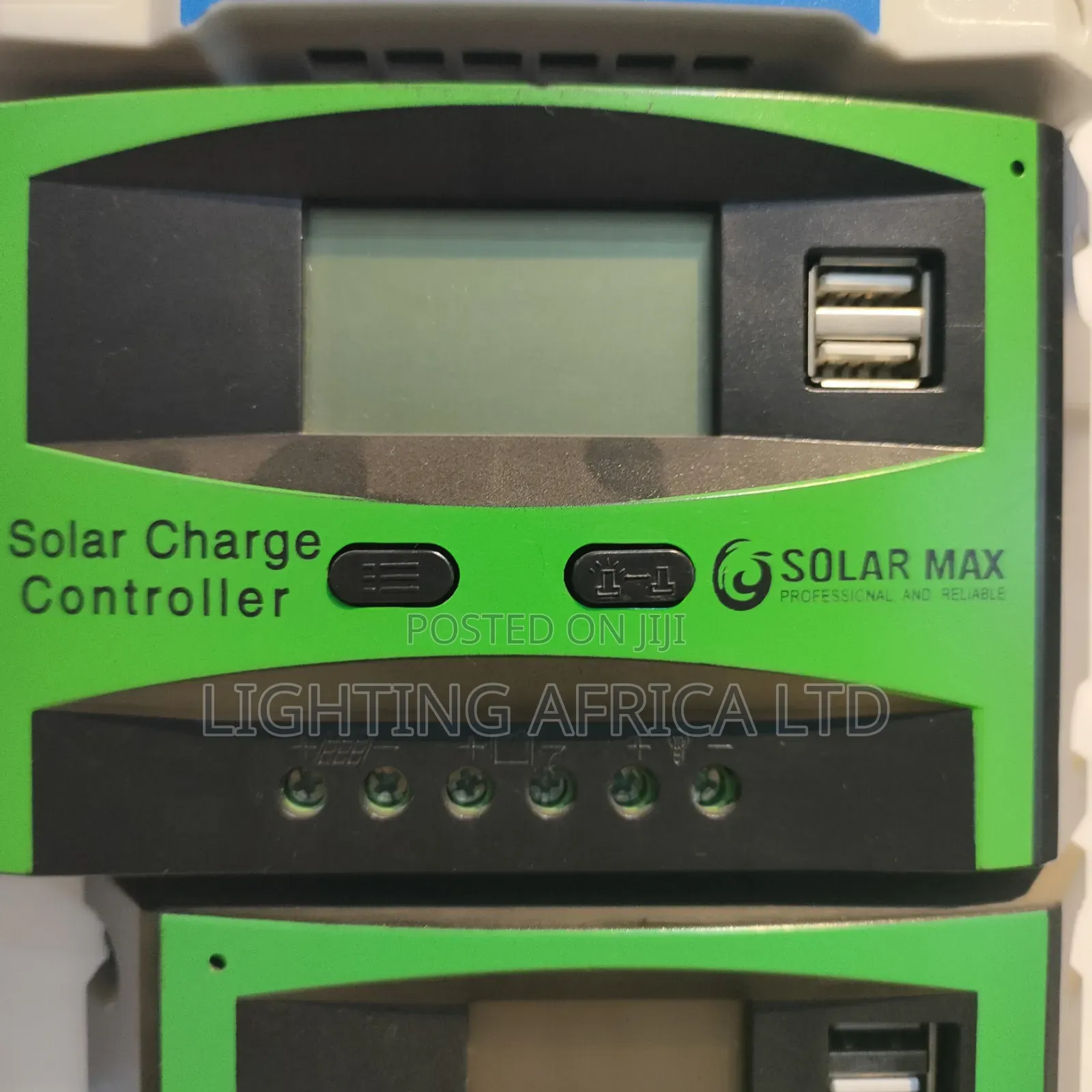 300 Watts Solar - 200Ah Gel Battery - 600w Inverter - 20A Controller