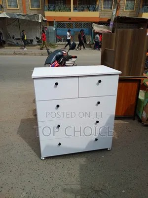 Chest Off Drawers