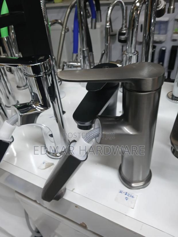Pull Out Mixer Basin Tap