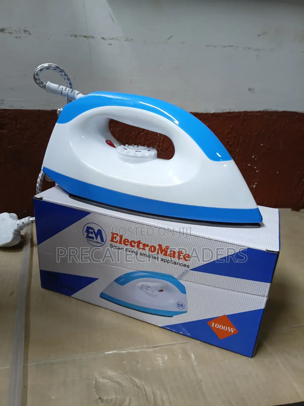 ElectroMate Dry Iron Box– Smooth Efficient Ironing