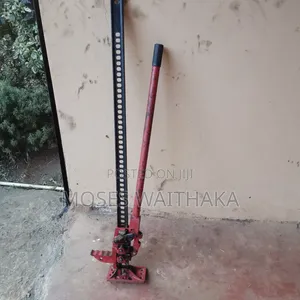 Expandable Wheel Jack