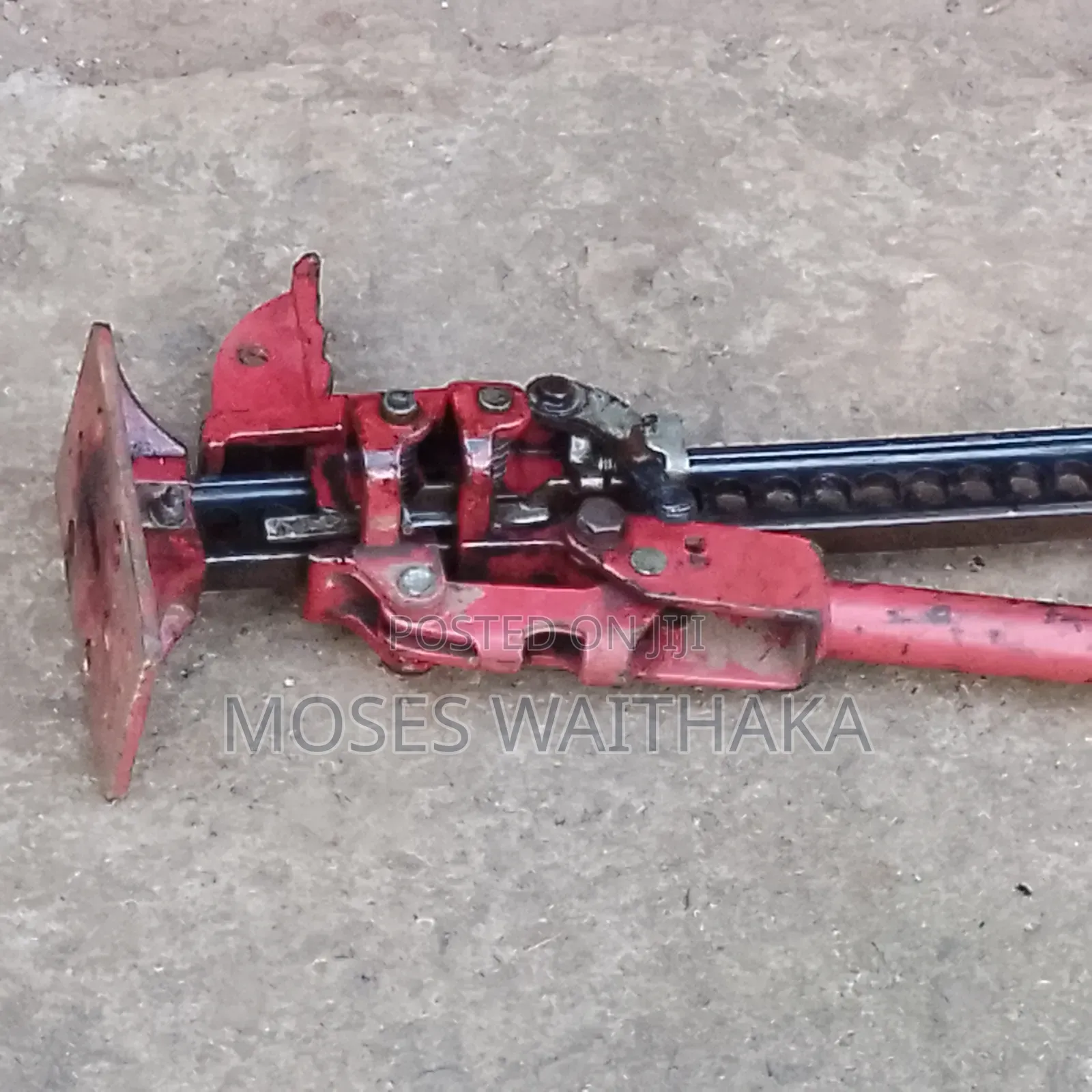 Expandable Wheel Jack