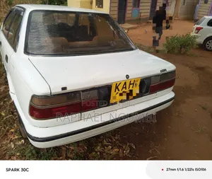 Toyota Corolla 1994 White
