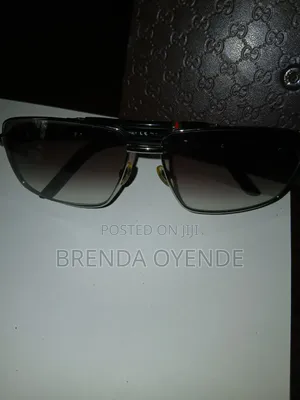 Gucci GG 2202/S Sunglasses With Original Gucci Case