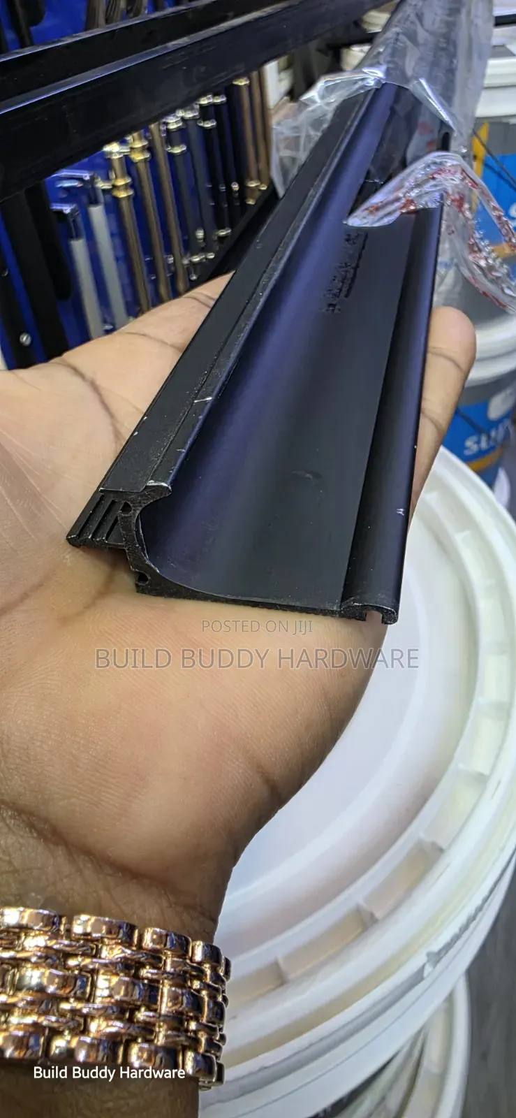 Gola Handles Series