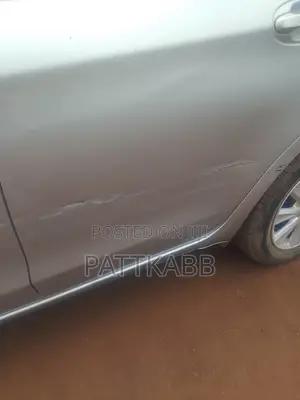Toyota Vitz 2013 Silver