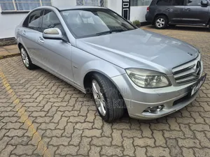 Mercedes-Benz C250 2009 Silver