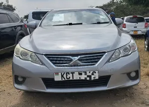 Toyota Mark X 2011 Gray