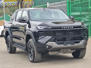 New Toyota Hilux 2026 Black