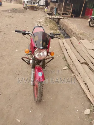 TVS HLX 125 2025 Red