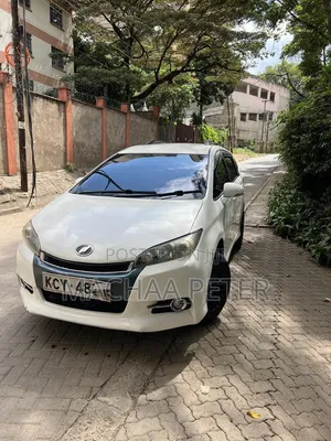 Toyota Wish 2014 White