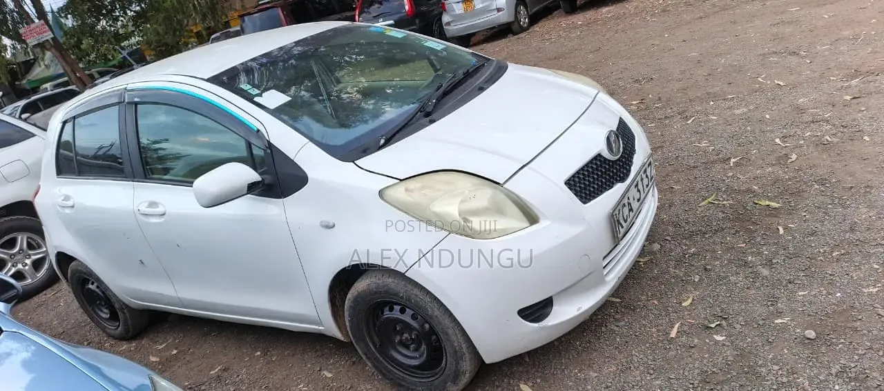 Toyota Vitz 2008 White