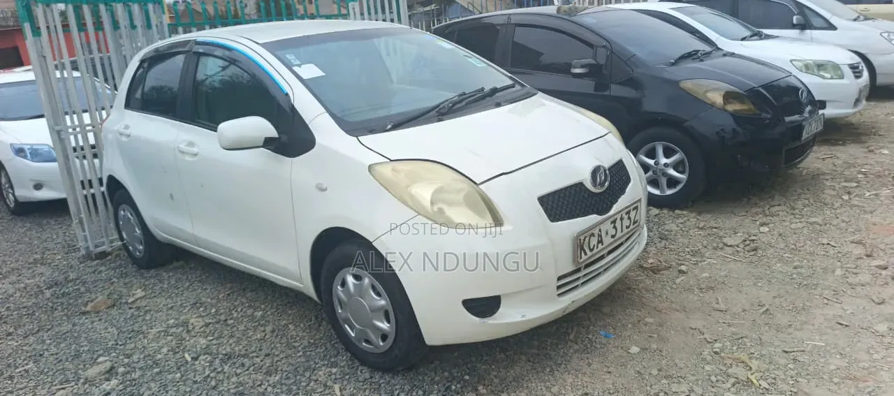 Toyota Vitz 2008 White