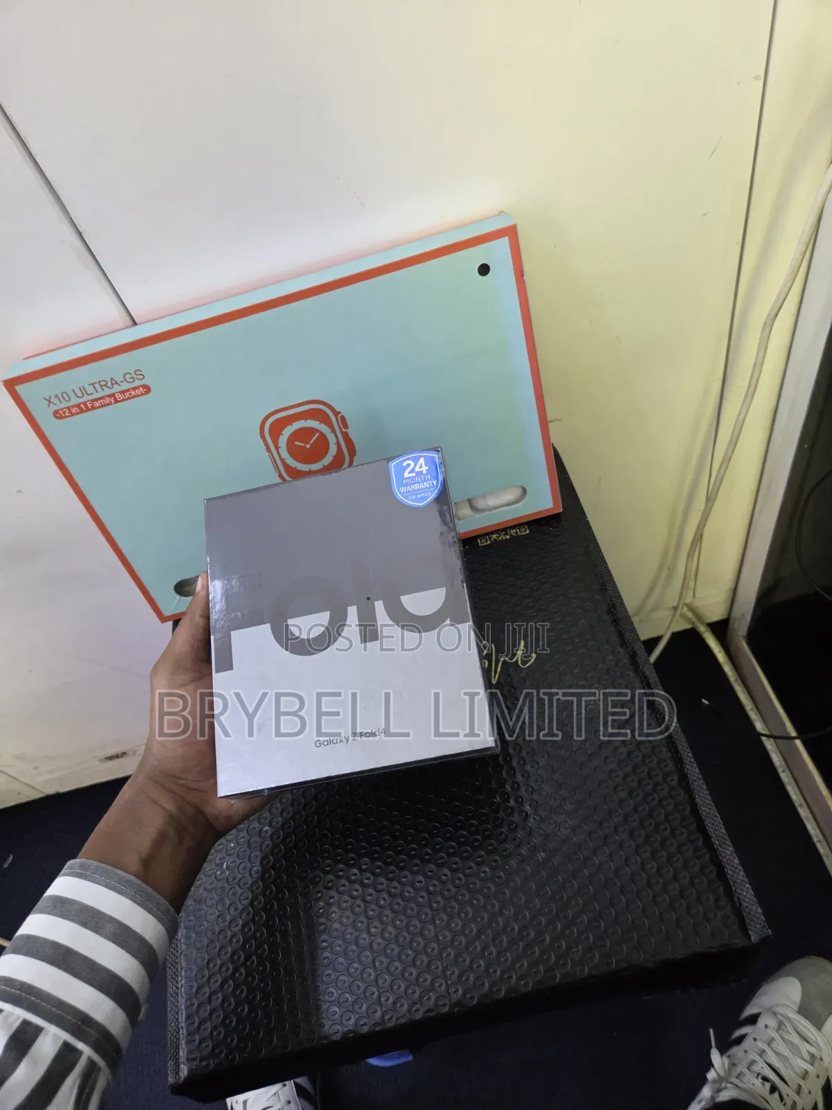 New Samsung Galaxy Z Fold4 256 GB Blue