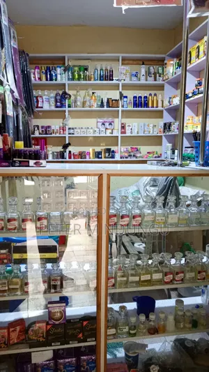 Cosmetics Shop on Sale, Zimmerman