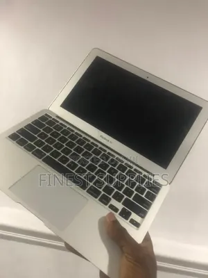 Laptop Apple MacBook Air 2014 4GB Intel Core i5 SSD 256GB