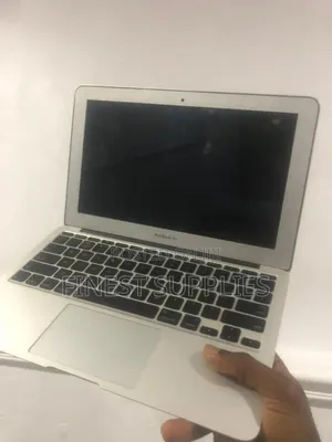 Laptop Apple MacBook Air 2014 4GB Intel Core i5 SSD 256GB