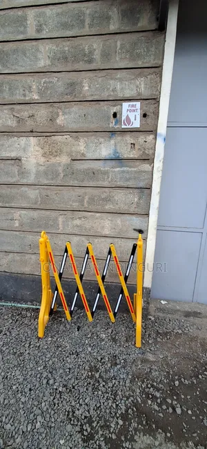 Adjustable Expandable Barrier – Durable Safety Solution