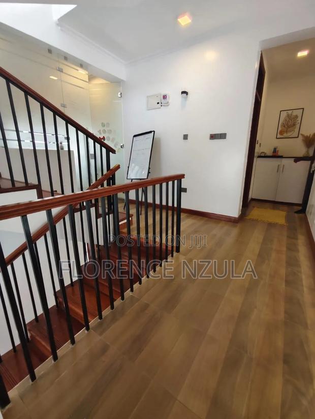 4bdrm House in Oloolua for sale - thumbnail 12