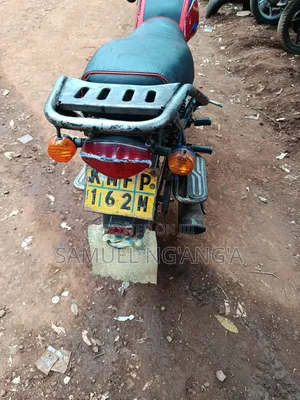 Bajaj Boxer 2019 Red