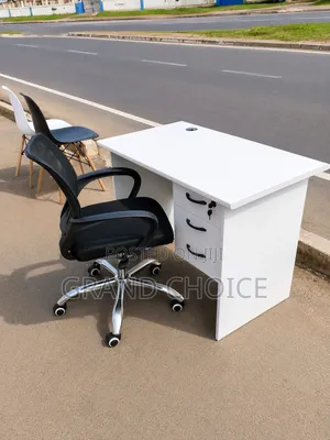 Modern 3-Drawer Office Desk With Ergonomic Mesh Chair