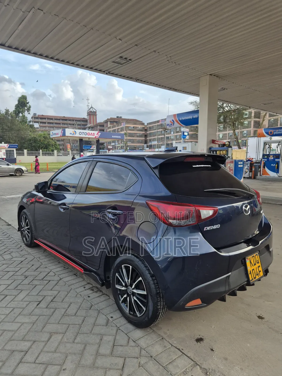Mazda Demio 2017 Blue