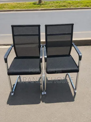 ErgonomicMesh Visitor Chair With Chrome Frame Office Reception Chair