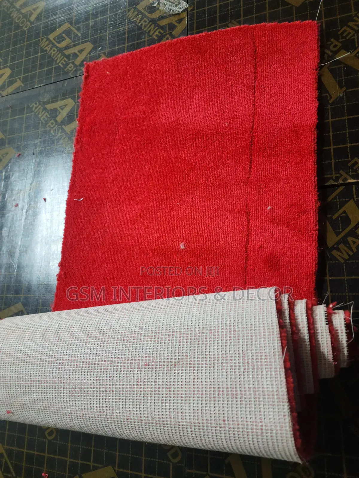 Red Carpets in Pure Red Wall to Wall Categories