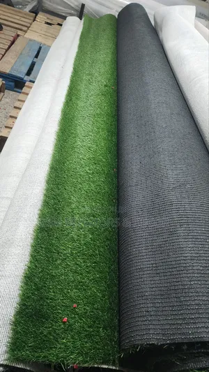 Artificial Green Grass Carpets for Outdoor Patios
