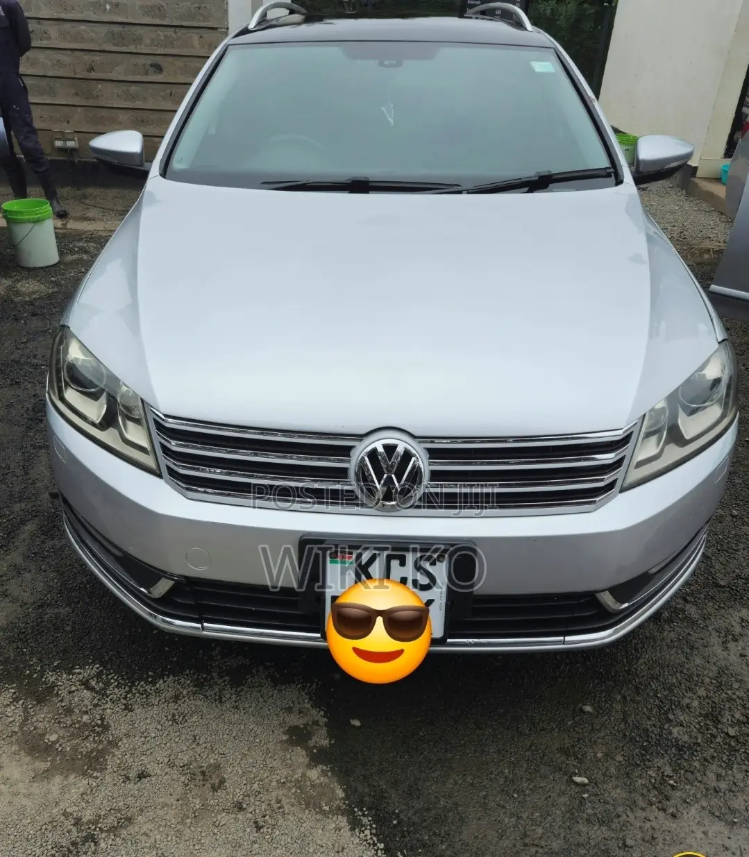 Volkswagen Passat 2011 Silver