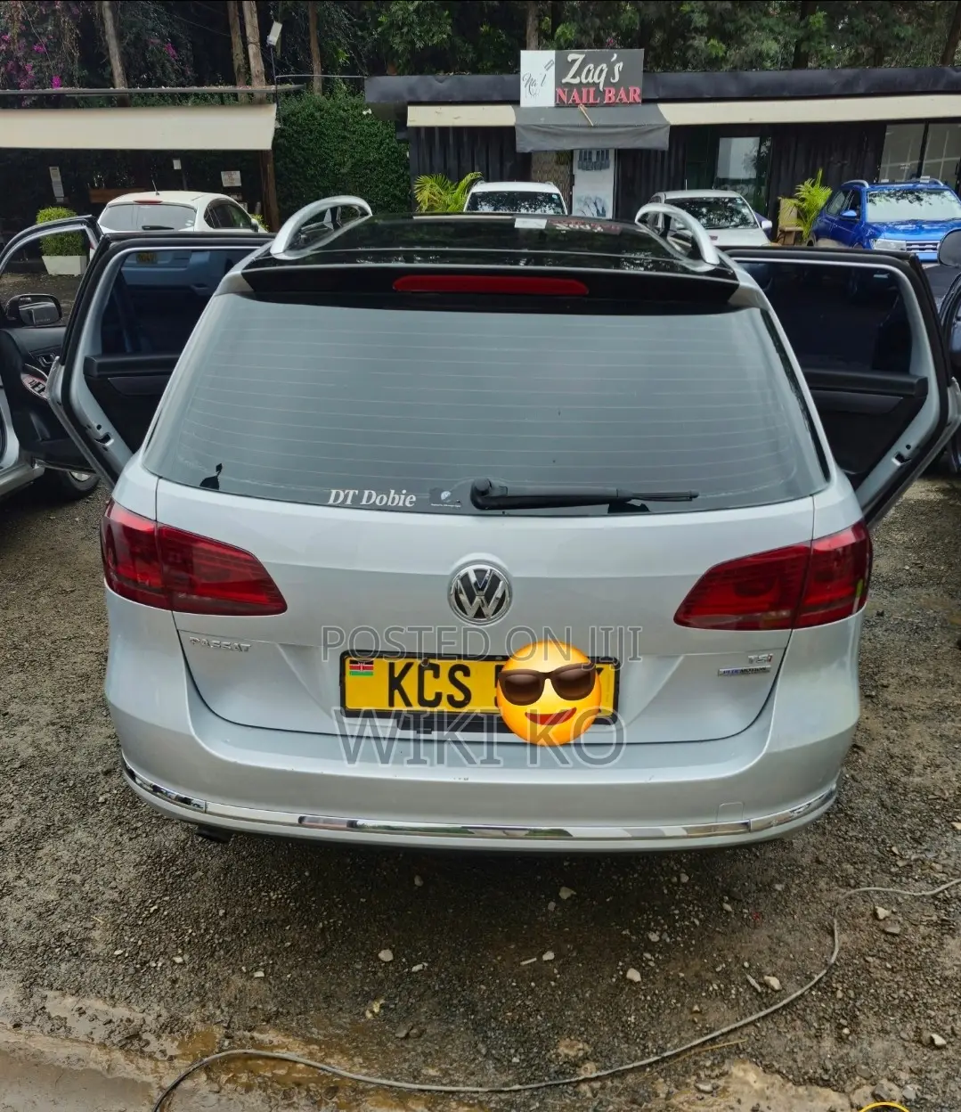 Volkswagen Passat 2011 Silver