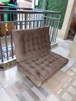 Customized Fiber Filled Cozy Cushions