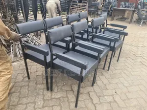 Armrest Waiting Chairs / Katerina