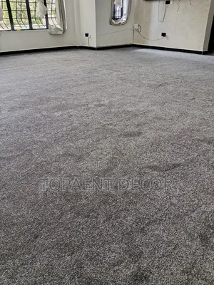 Gray Warm Sitting Room Floor Wall to Wall Carpet