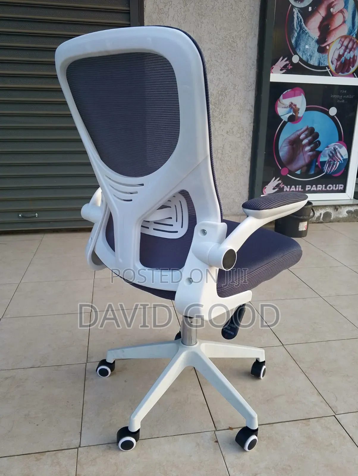 Swivel Ergonomic Chair