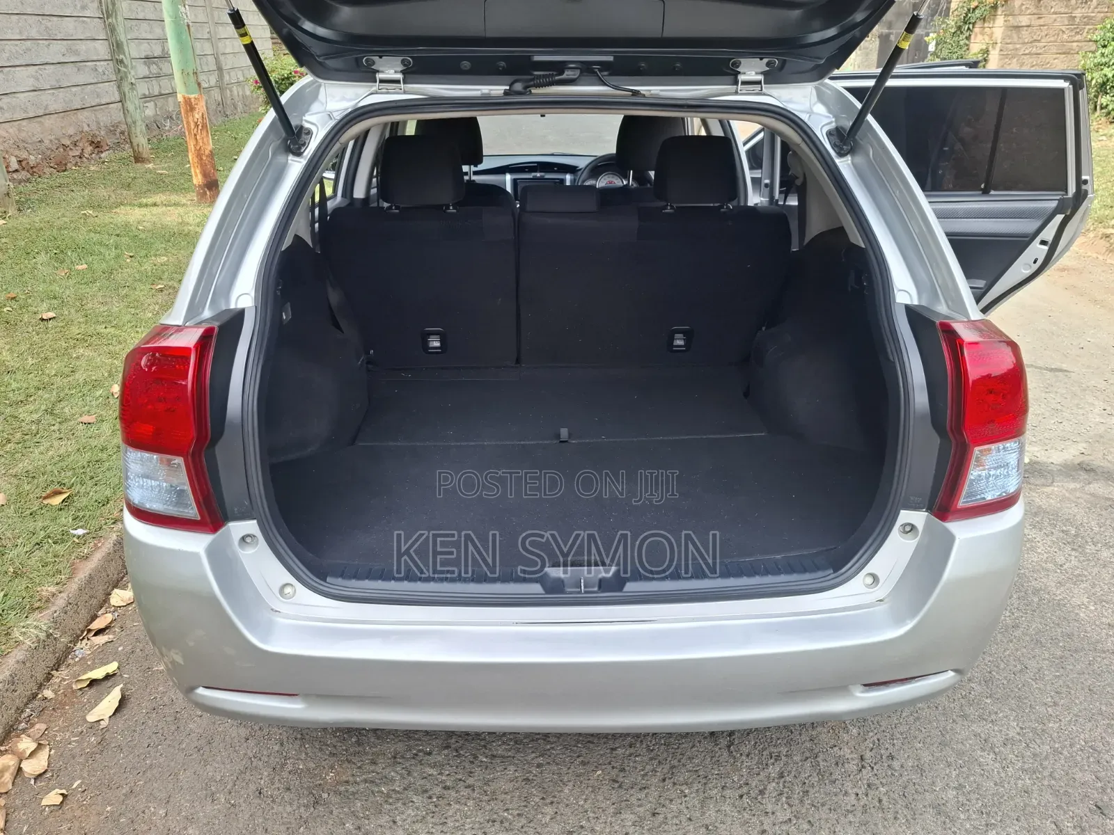 Toyota Corolla Fielder 2014 Silver