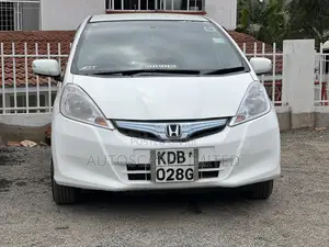 Honda Fit 2013 White