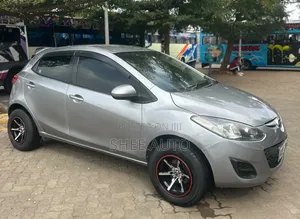 Mazda Demio 2013 Silver