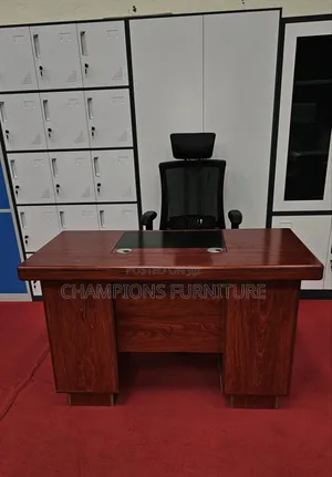 1.2M Mahogany Home/Office Desk
