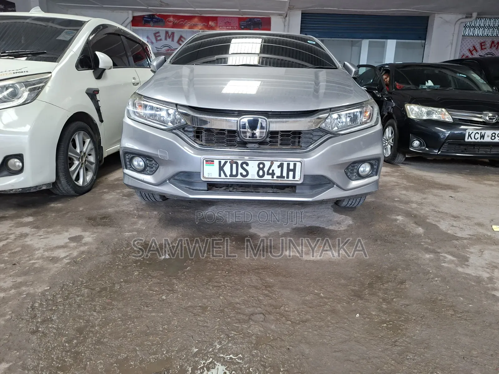 Honda Grace 2018 Silver