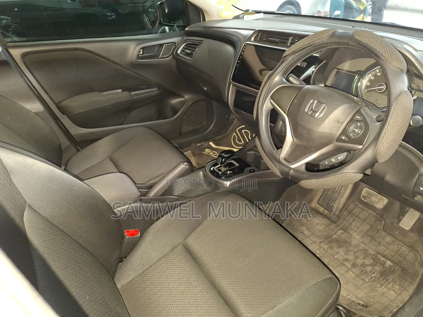 Honda Grace 2018 Silver