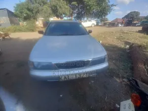 Nissan 100 1998 Silver