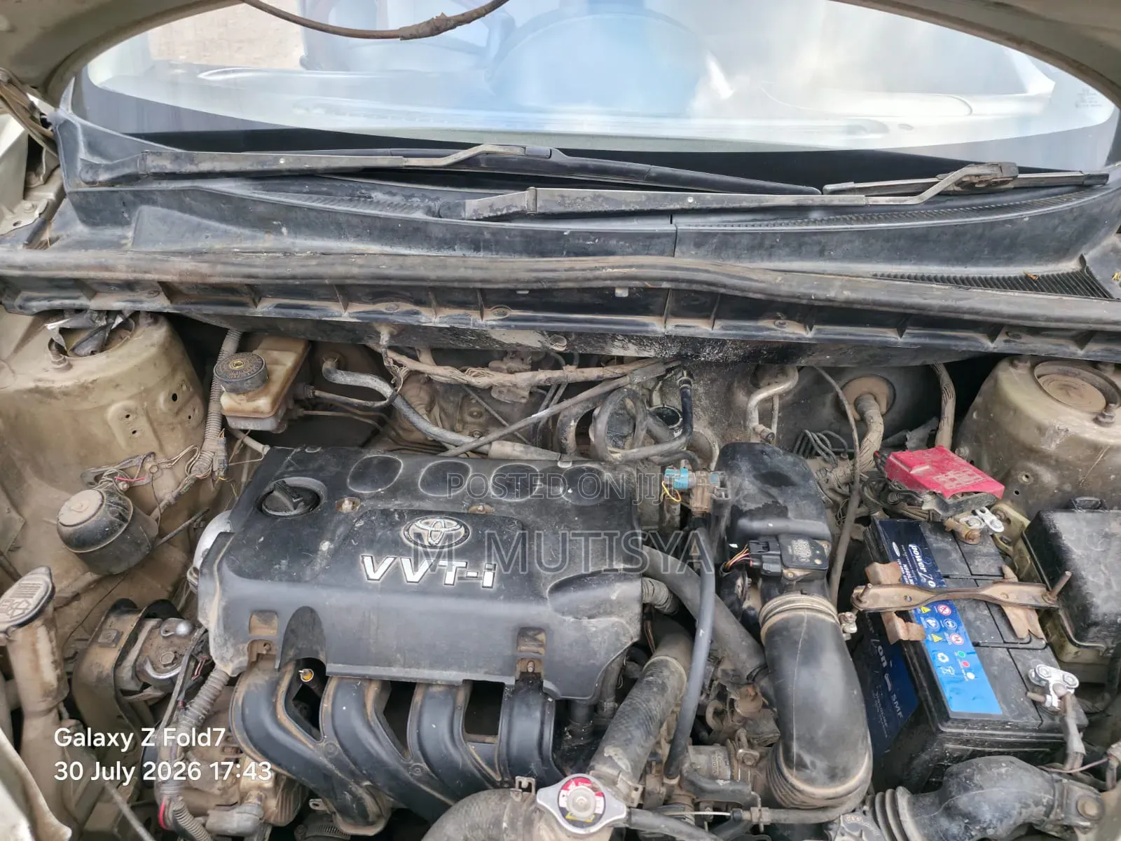 Toyota Fun Cargo 2003 Gold