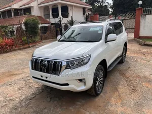 Landcruiser Prado 4x4 Rental