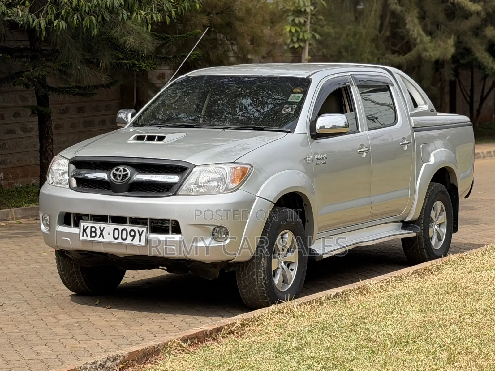 Toyota Hilux 2007 Silver