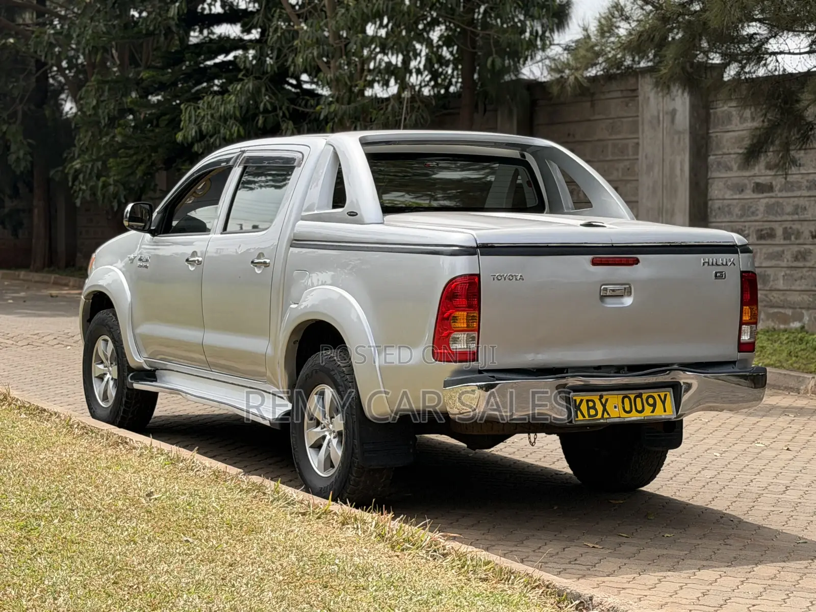 Toyota Hilux 2007 Silver