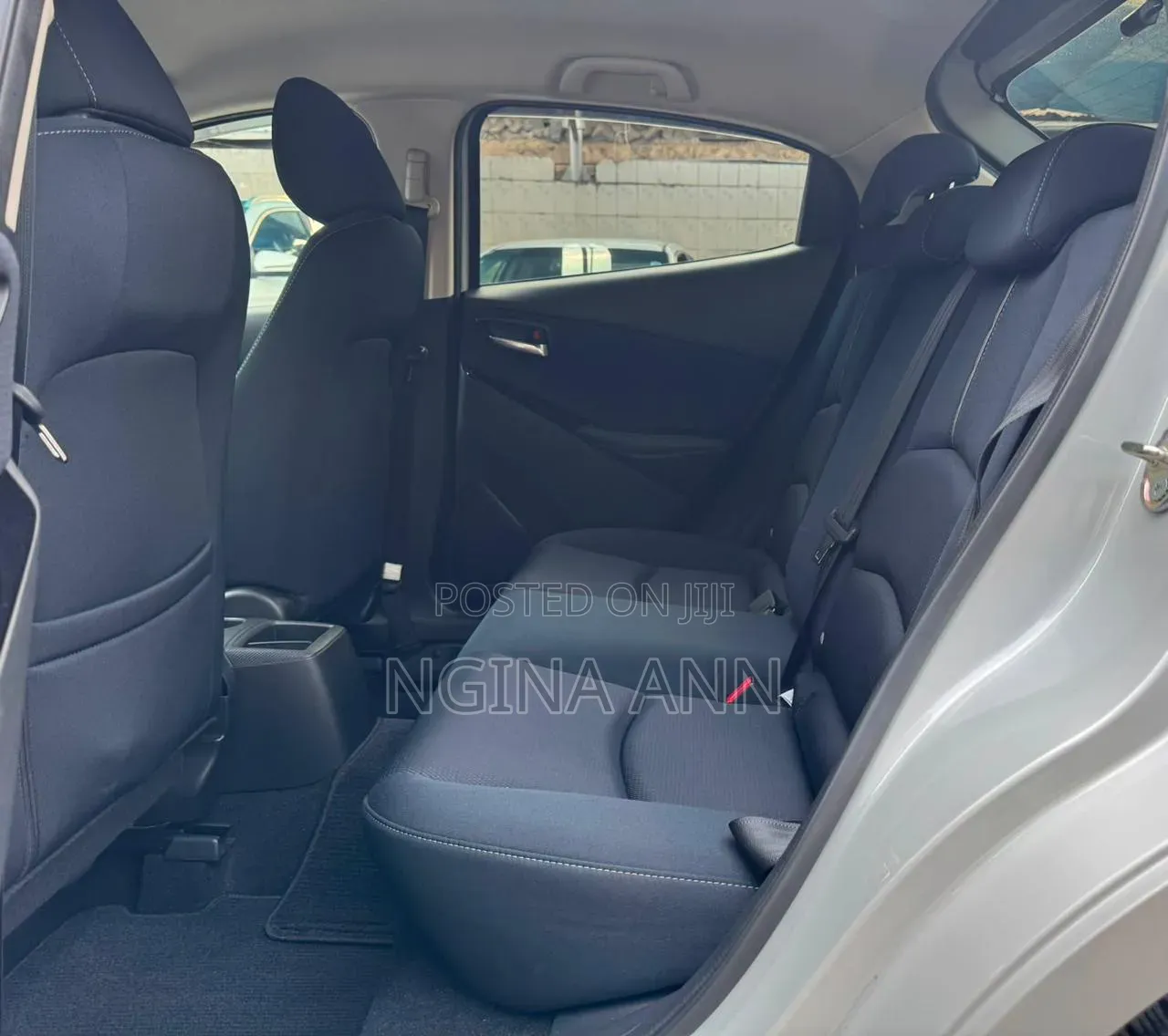 Mazda 2 2019 Silver