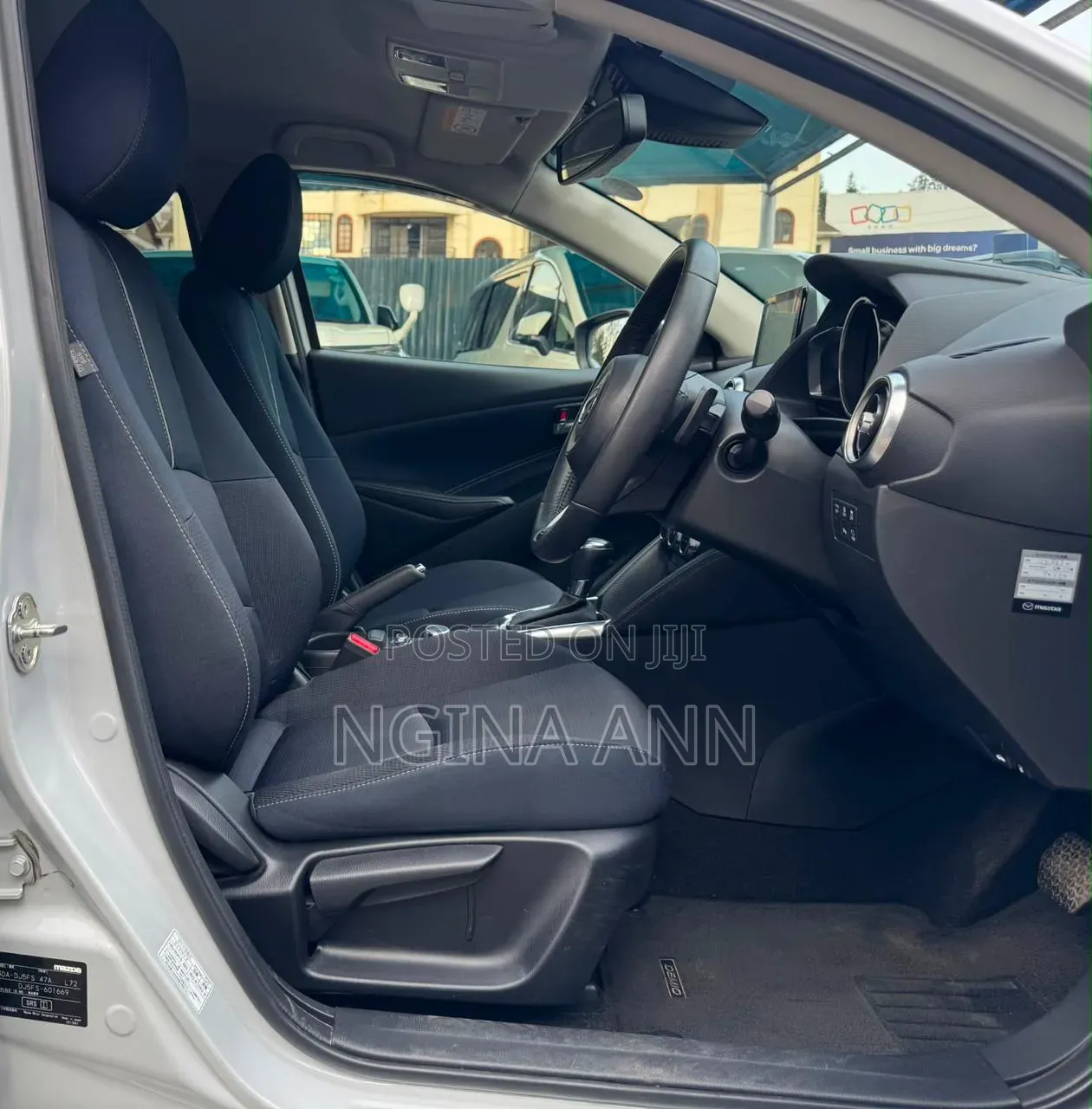 Mazda 2 2019 Silver