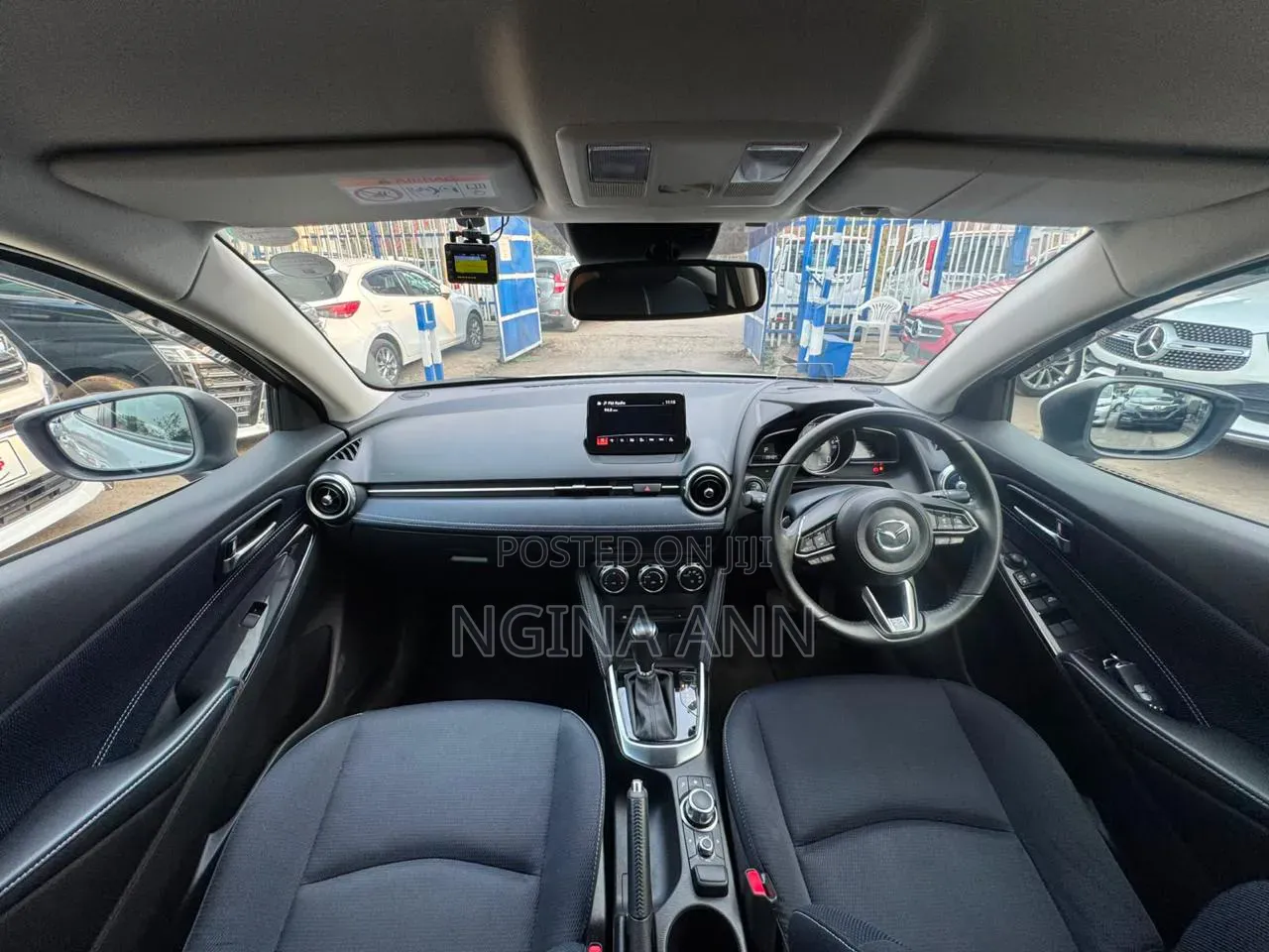 Mazda 2 2019 Silver