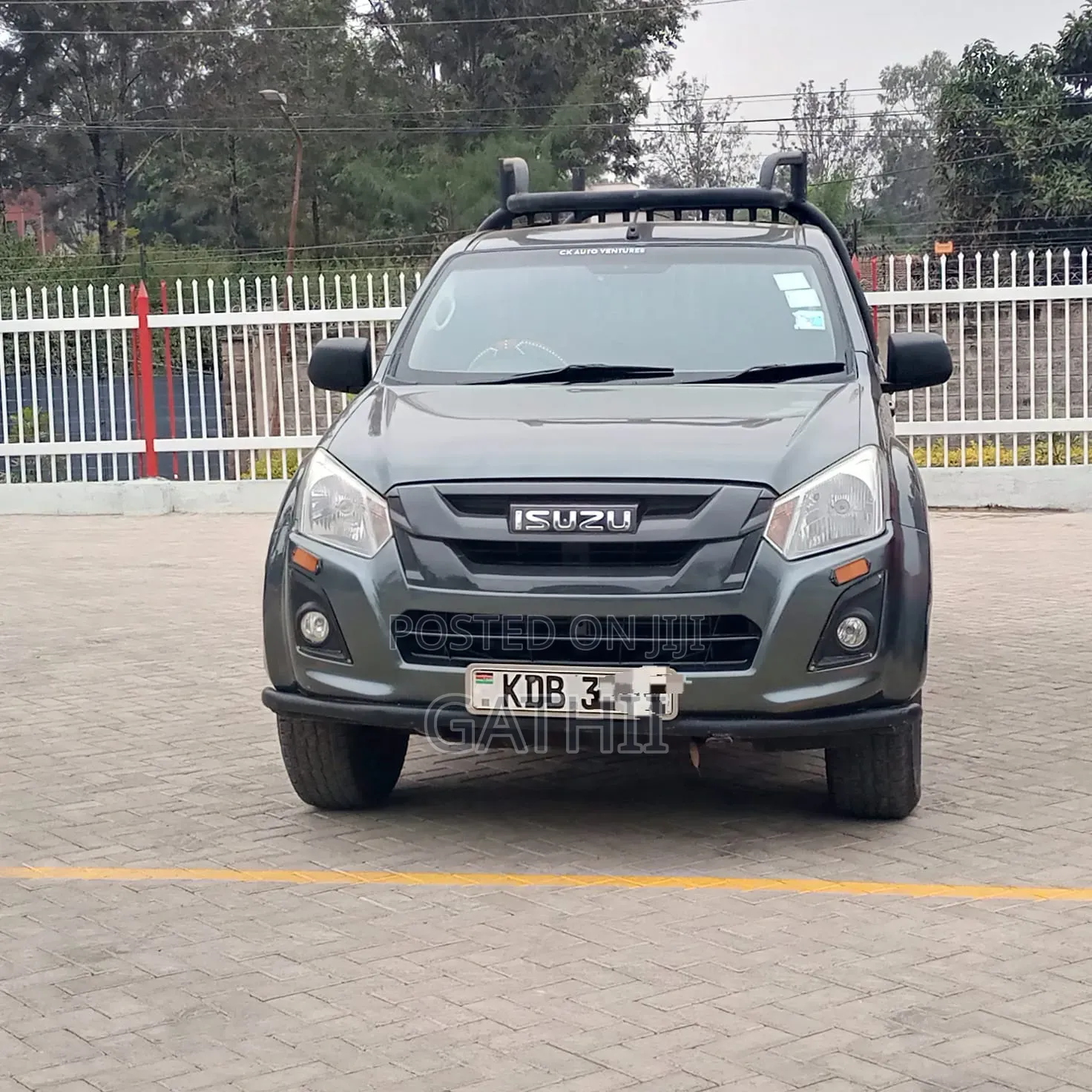 Isuzu D-MAX 2021 Gray